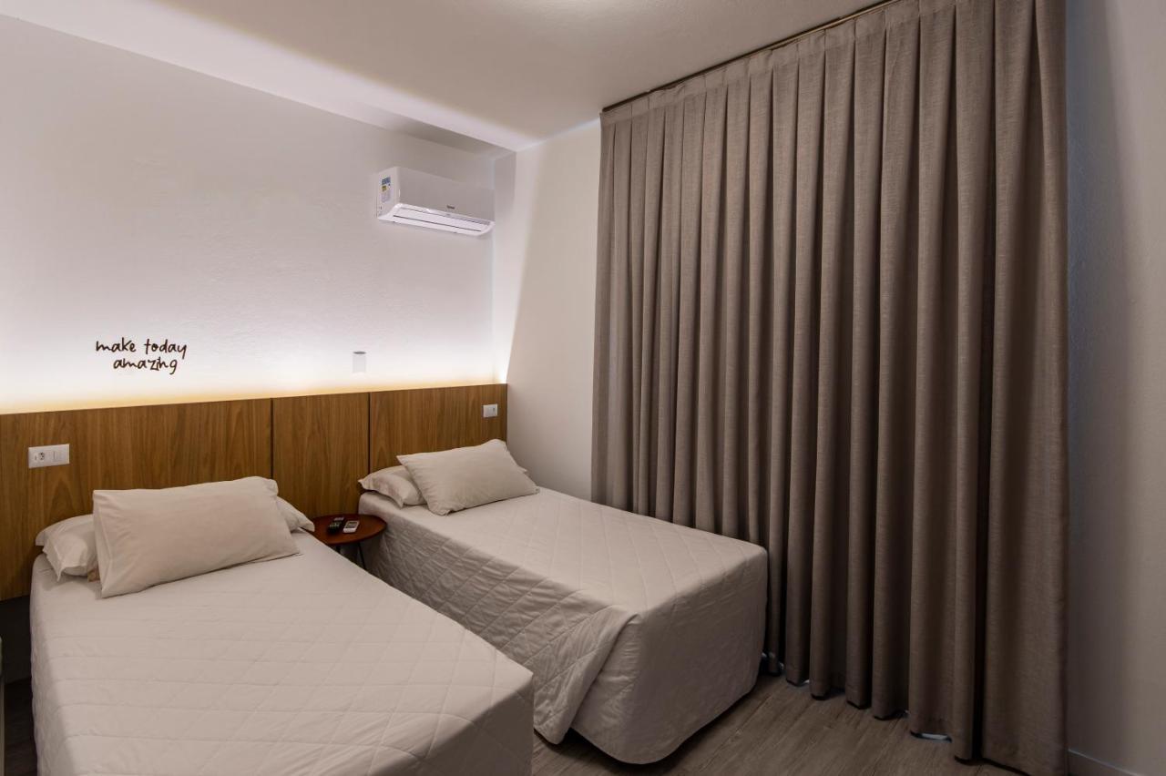 Hotel Melo Balneario Camboriu Dış mekan fotoğraf